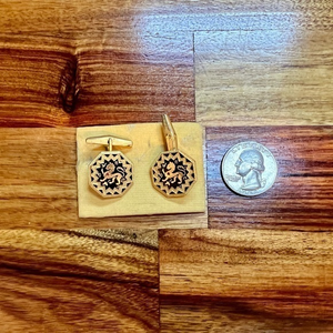 Vintage cuff links,‎ faux gold and faux black onyx